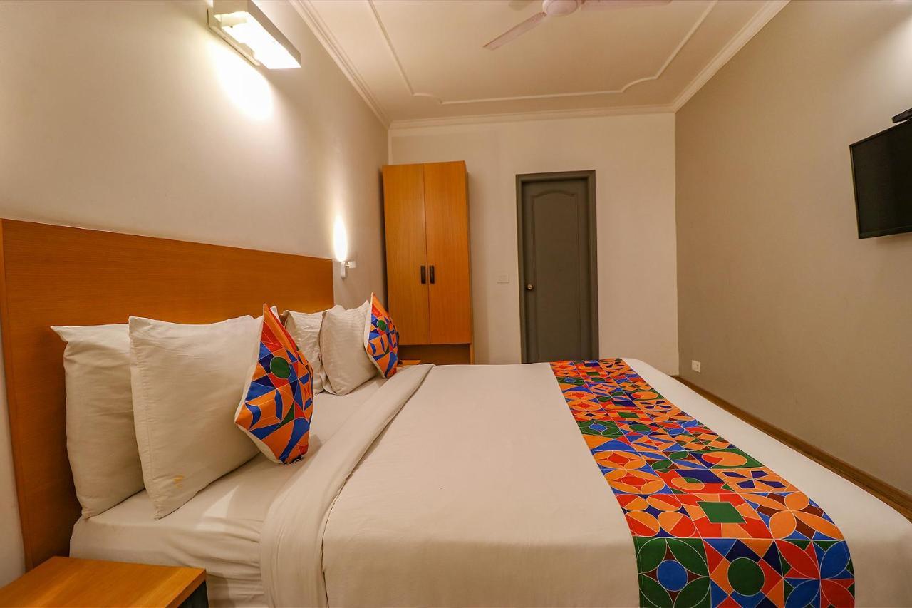 Fabhotel Lord Inn นิวเดลี ภายนอก รูปภาพ