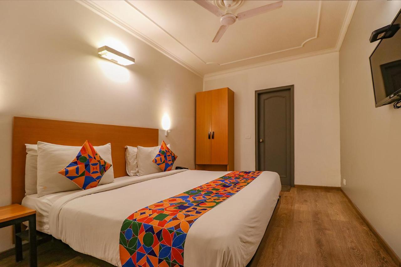 Fabhotel Lord Inn นิวเดลี ภายนอก รูปภาพ