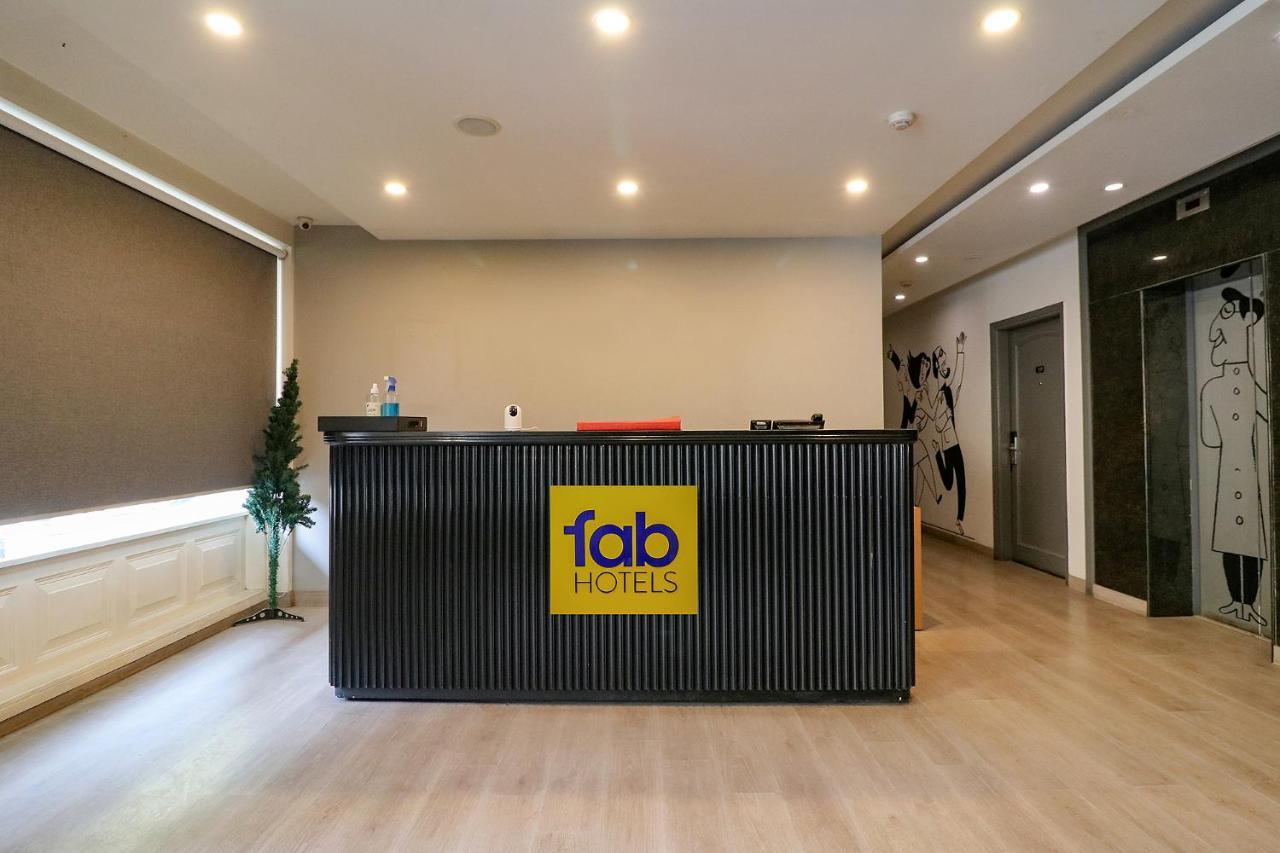 Fabhotel Lord Inn นิวเดลี ภายนอก รูปภาพ