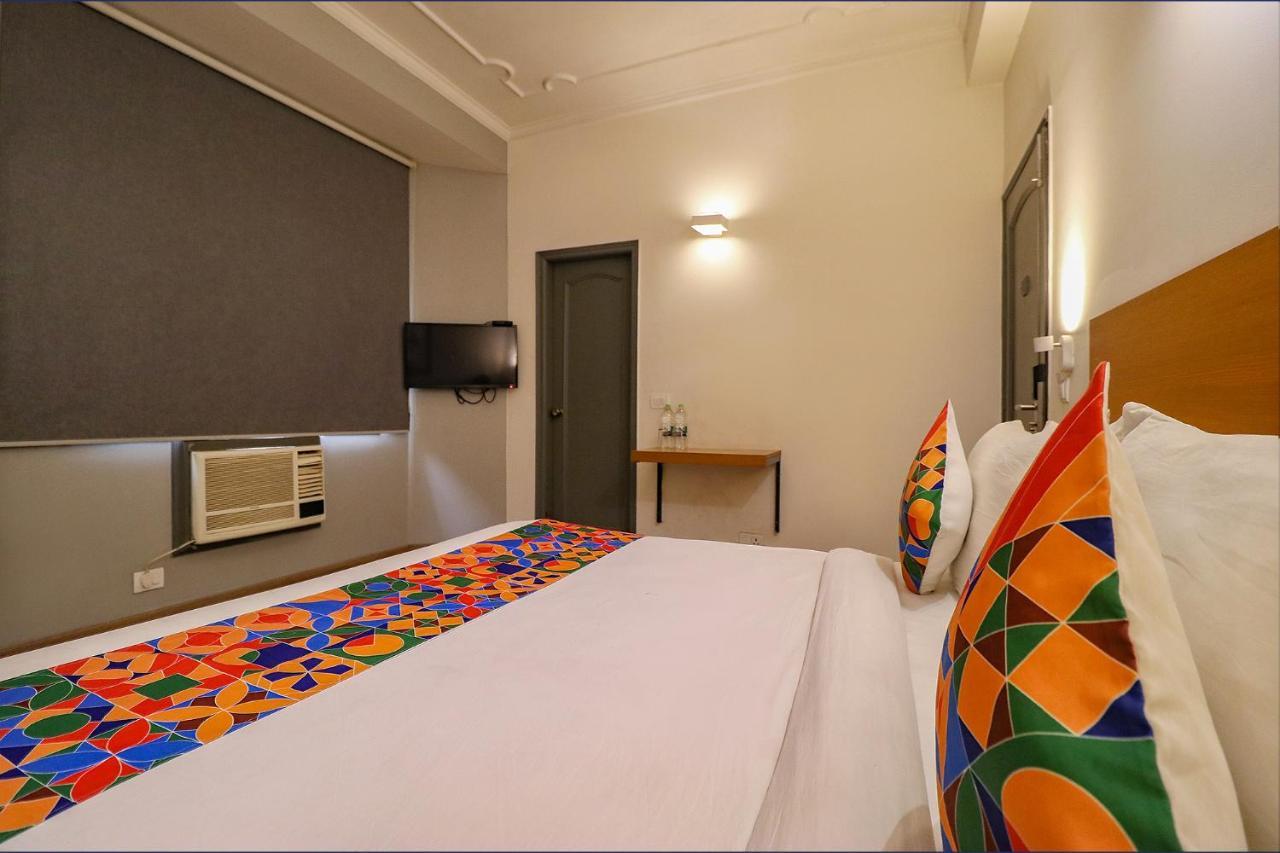 Fabhotel Lord Inn นิวเดลี ภายนอก รูปภาพ