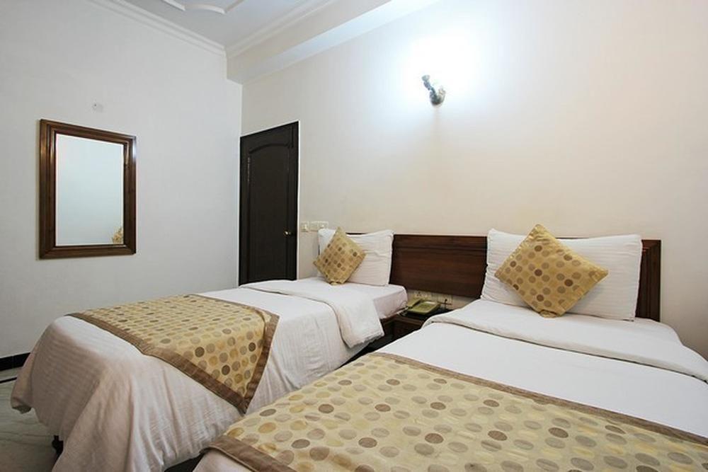 Fabhotel Lord Inn นิวเดลี ภายนอก รูปภาพ